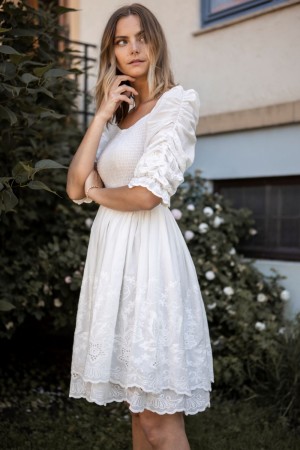 Secrets by B Saga kjole hvit